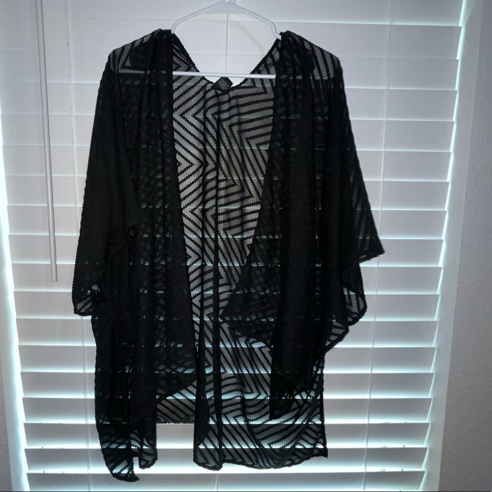 Black burnout kimono